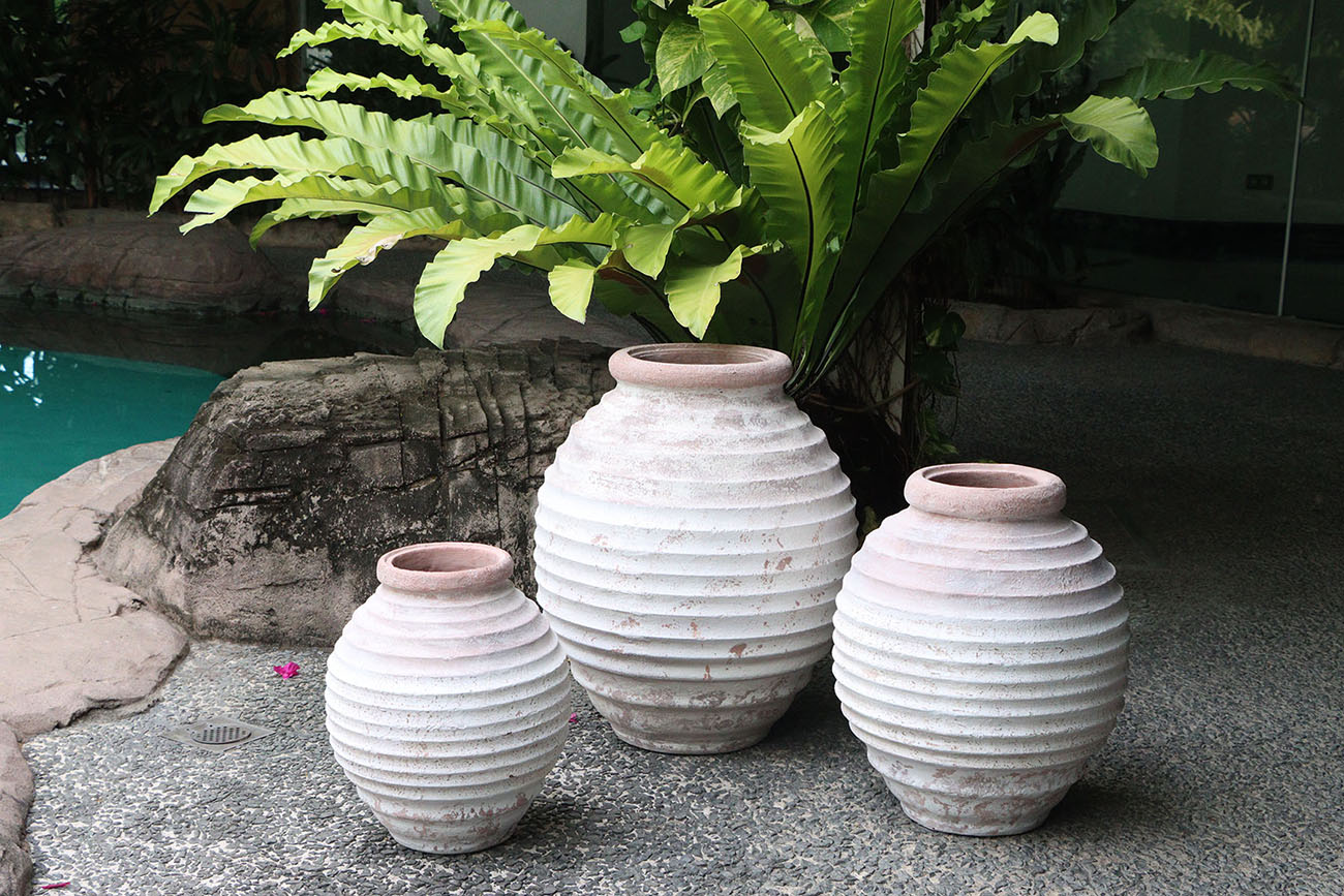 OLIVE POTS by HEINIMEX CORPORATION